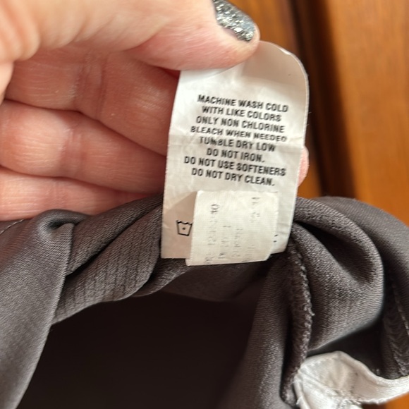 Men’s Under Armour polo XL - Picture 4 of 5